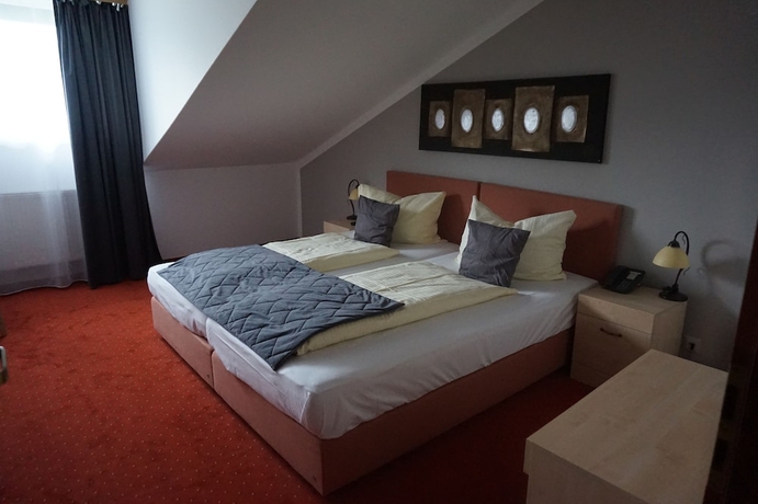 Imagen de la habitación del Hotel Molitor. Foto 5