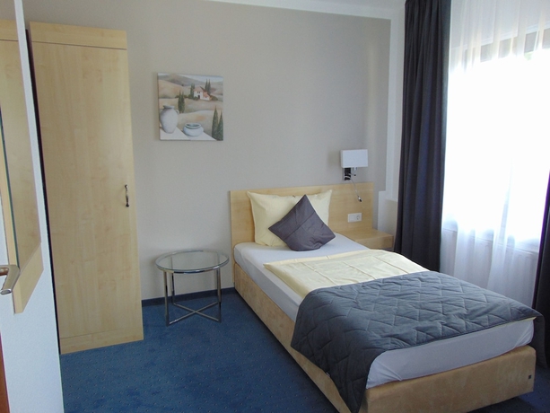 Imagen de la habitación del Hotel Molitor. Foto 10