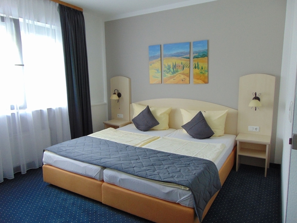 Imagen de la habitación del Hotel Molitor. Foto 14