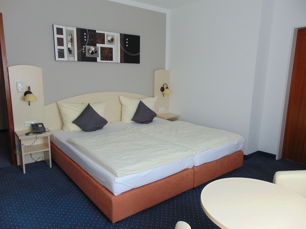 Imagen de la habitación del Hotel Molitor. Foto 15