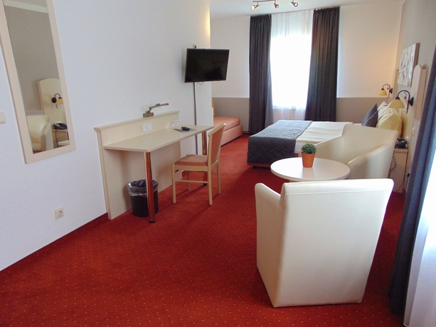 Imagen de la habitación del Hotel Molitor. Foto 17