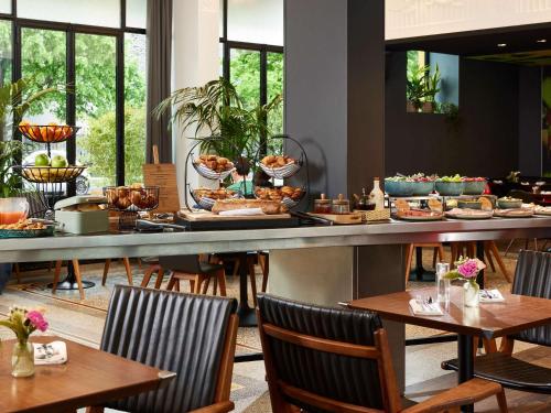 Imagen general del Hotel Molitor and Spa Paris – Mgallery Collection. Foto 1