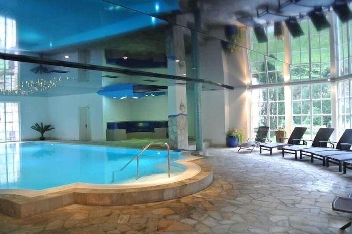 Imagen de la piscina del Hotel Molitors M&uuml;hle. Foto 11