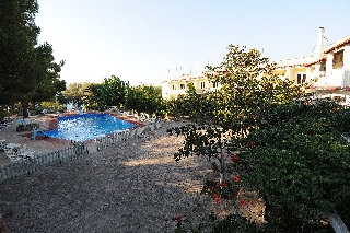 Imagen de la piscina del Hotel Molivos Resort. Foto 6