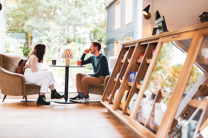 Imagen de los interiores del Hotel Mollie\'s Motel and Diner. Foto 18