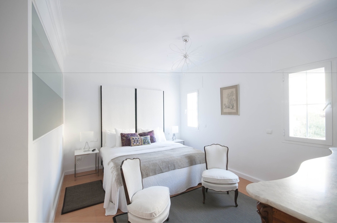 Imagen de la habitación del Hotel Molo 44 Suites Puerto Banus. Foto 9