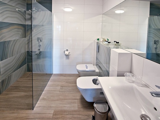 Imagen de la habitación del Hotel Molo Resort. Foto 13