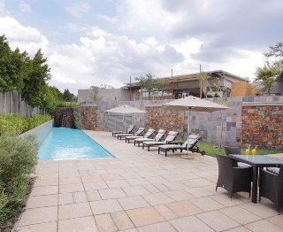 Imagen de los interiores del Hotel Moloko Executive Apartments y Hotels. Foto 5