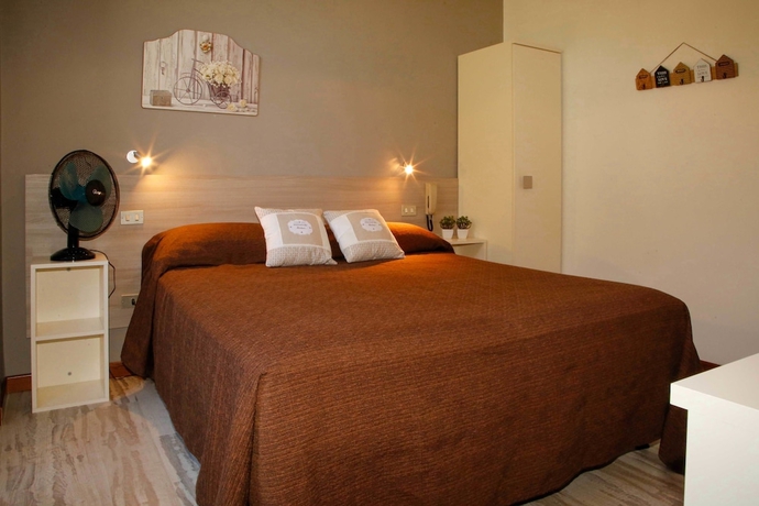 Imagen de la habitación del Hotel Mom Assisi, Santa Maria Degli Angeli. Foto 10