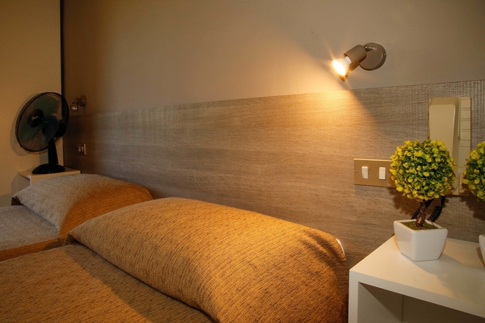 Imagen de la habitación del Hotel Mom Assisi, Santa Maria Degli Angeli. Foto 11