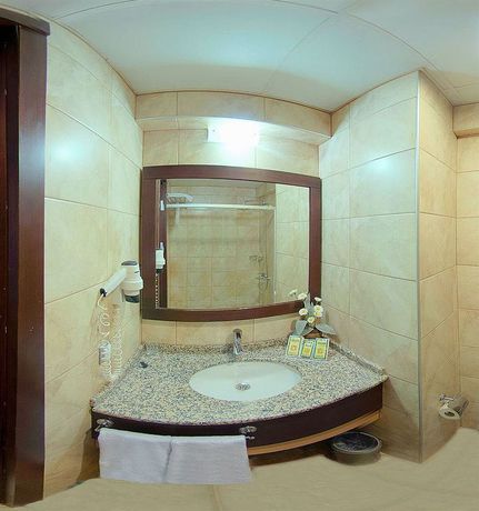 Imagen de la habitación del Hotel Mom. Foto 13