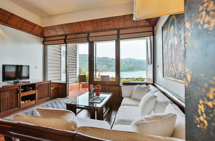 Imagen de los interiores del Hotel Mom Tri's Villa Royale. Foto 14