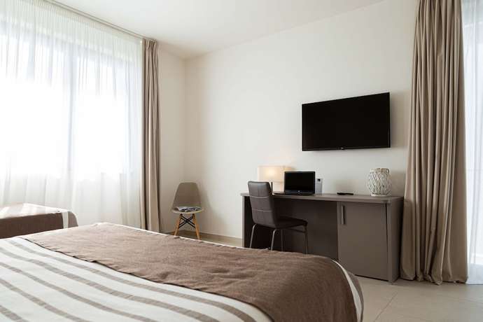 Imagen de la habitación del Hotel Moma. Foto 8
