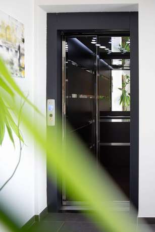 Imagen de los interiores del Hotel Moma. Foto 19