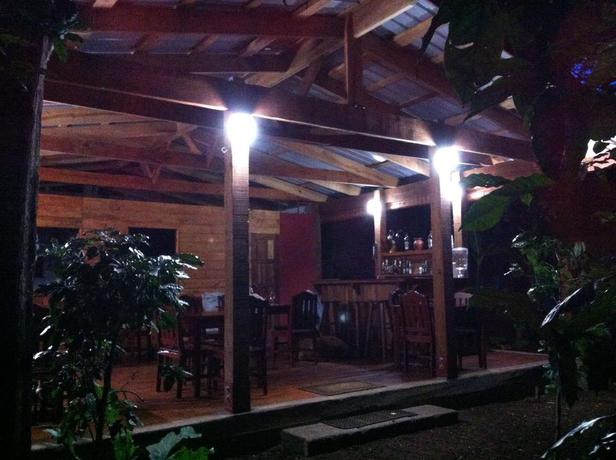 Imagen de los exteriores del Hotel Mombacho Lodge. Foto 9