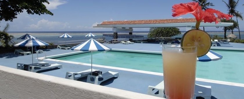 Imagen de la piscina del Hotel Mombasa Beach. Foto 9