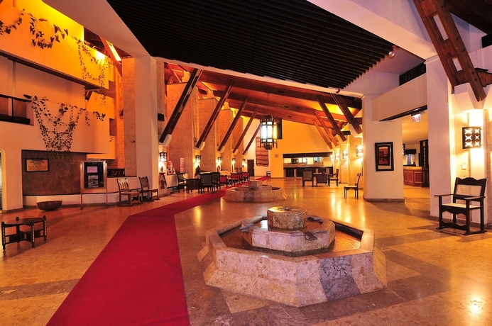 Imagen de los interiores del Hotel Mombasa Continental Resort. Foto 19