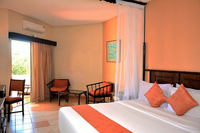 Imagen de la habitación del Hotel Mombasa Continental Resort. Foto 8