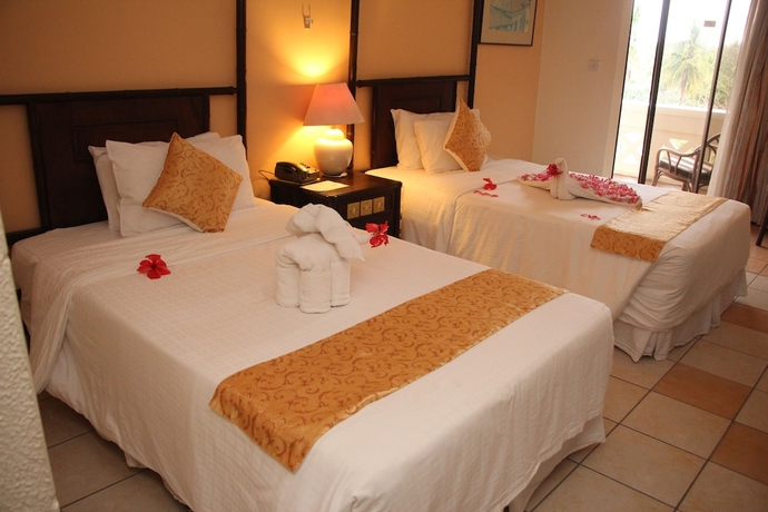 Imagen de la habitación del Hotel Mombasa Continental Resort. Foto 10