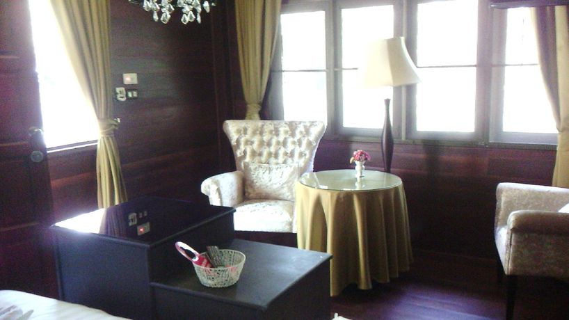 Imagen de la habitación del Hotel Momento Resort. Foto 4