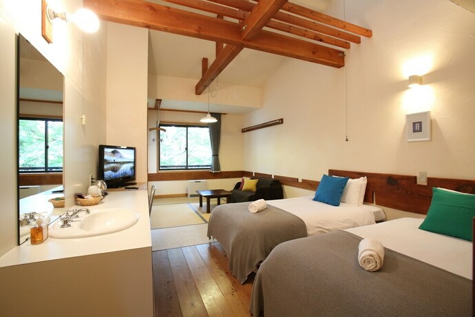 Imagen de la habitación del Hotel Momiji. Foto 11