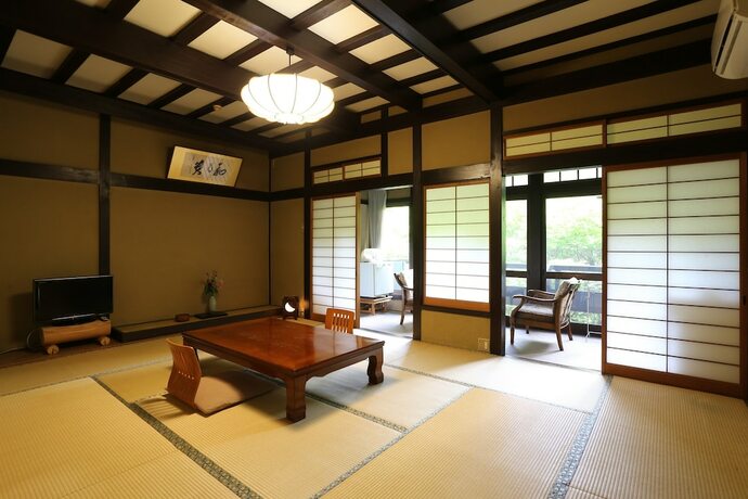 Imagen general del Hotel Momijiya Bekkan Kawanoiori. Foto 4