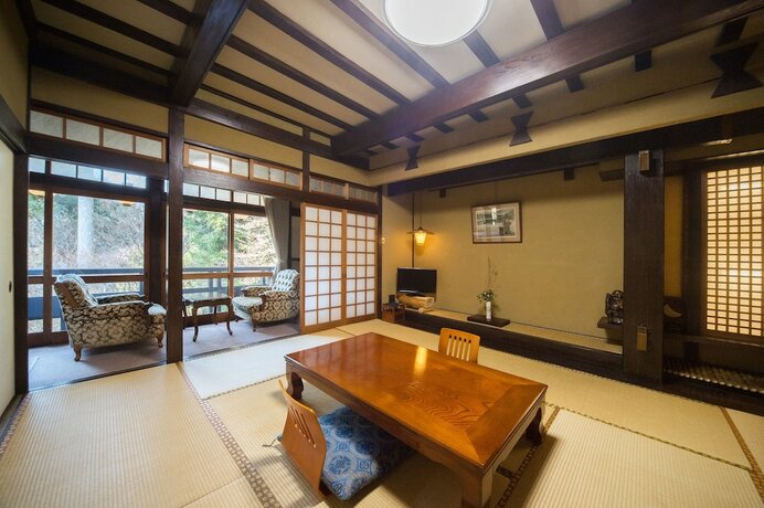 Imagen general del Hotel Momijiya Bekkan Kawanoiori. Foto 5