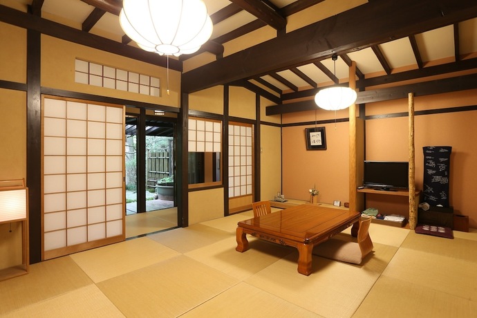Imagen general del Hotel Momijiya Bekkan Kawanoiori. Foto 11