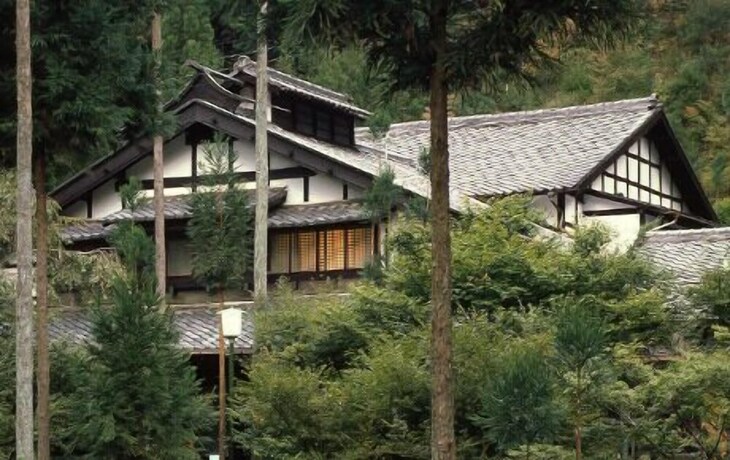 Imagen general del Hotel Momijiya Bekkan Kawanoiori. Foto 1