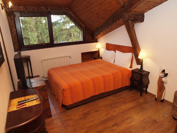 Imagen de la habitación del Hotel Momini Dvori Boutique. Foto 16
