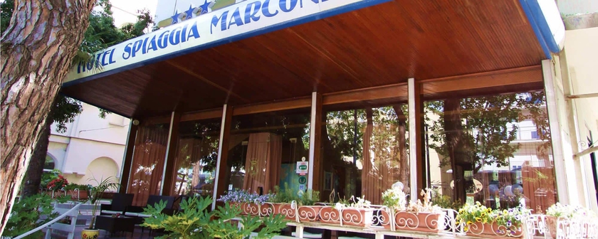 Imagen general del Hotel Momo Seaview Rimini. Foto 1