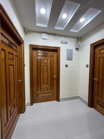 Imagen de los interiores del Hotel Momon. Foto 9