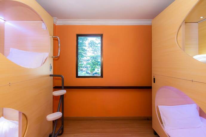 Imagen general del Hotel Momostay Capsule. Foto 11