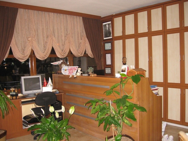 Imagen de los interiores del Hotel Moms. Foto 15