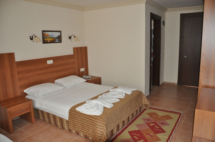 Imagen de la habitación del Hotel Moms. Foto 4