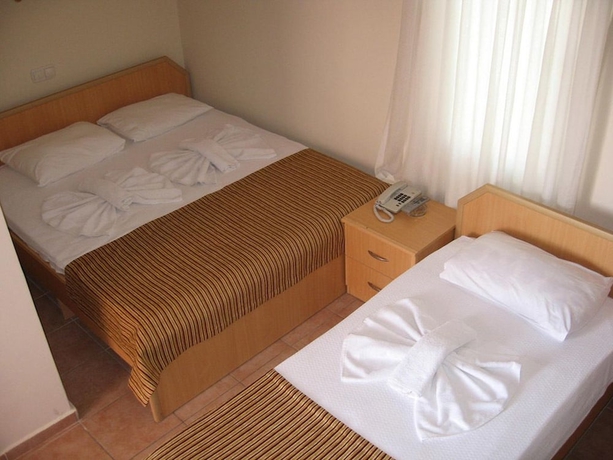 Imagen de la habitación del Hotel Moms. Foto 6