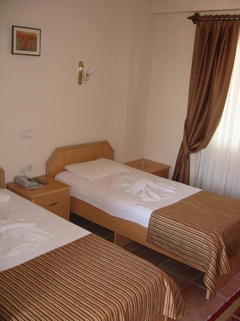 Imagen de la habitación del Hotel Moms. Foto 8