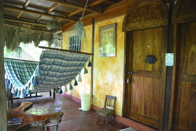 Imagen de los interiores del Hotel Mon Ami. Foto 5