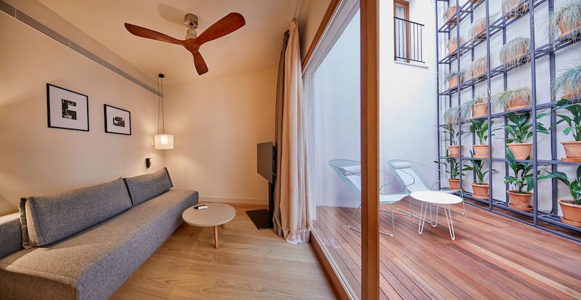 Imagen de la habitación del Hotel Mon Boutique. Foto 16