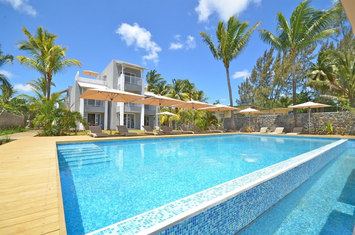 Imagen de la piscina del Hotel Mon Choisy Beach R.. Foto 10
