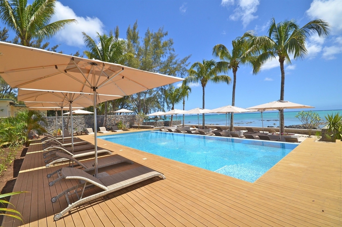 Imagen de la piscina del Hotel Mon Choisy Beach R.. Foto 11