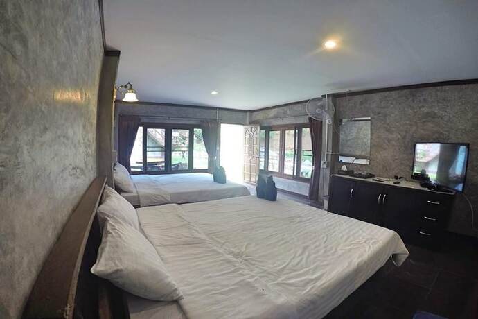 Imagen de la habitación del Hotel Mon Idin. Foto 16