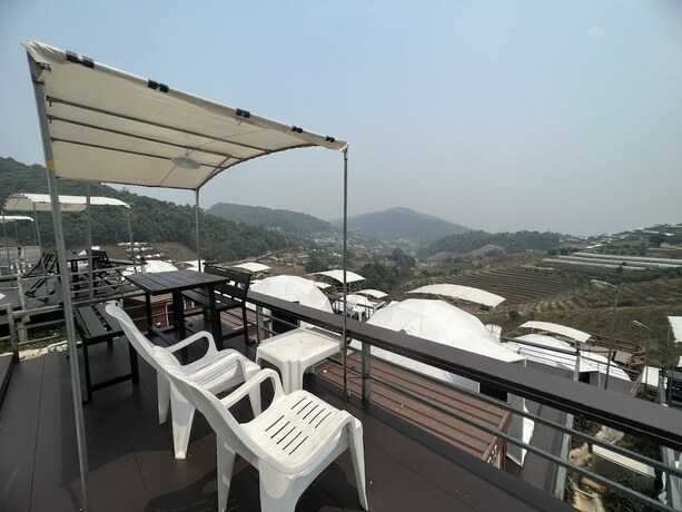 Imagen general del Hotel Mon Ing Dao. Foto 7