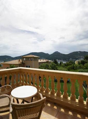 Imagen de la habitación del Hotel Mon Port and Spa. Foto 3