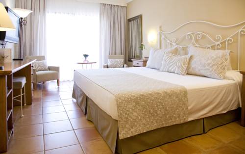 Imagen de la habitación del Hotel Mon Port and Spa. Foto 4