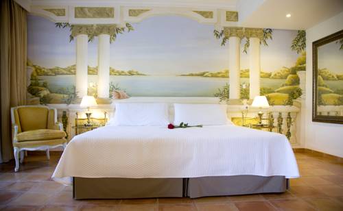 Imagen de la habitación del Hotel Mon Port and Spa. Foto 11