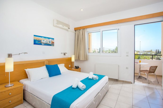 Imagen de la habitación del Hotel Mon Repos, Faliraki. Foto 3