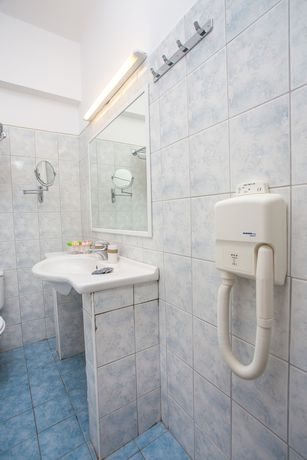 Imagen de la habitación del Hotel Mon Repos, Faliraki. Foto 11
