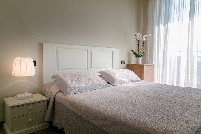 Imagen de la habitación del Hotel Mon Repos, Sirmione. Foto 3