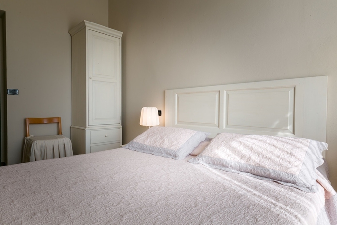 Imagen de la habitación del Hotel Mon Repos, Sirmione. Foto 6